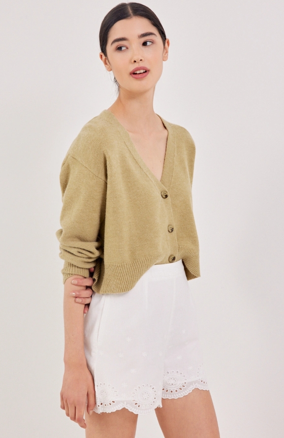 Broderie Scallop Hem Shorts - Image 3